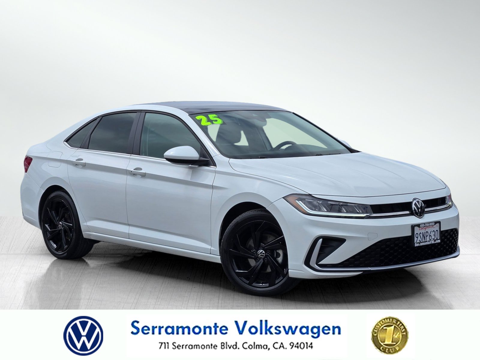 Used 2025 Volkswagen Jetta SE w/ Sunroof Package