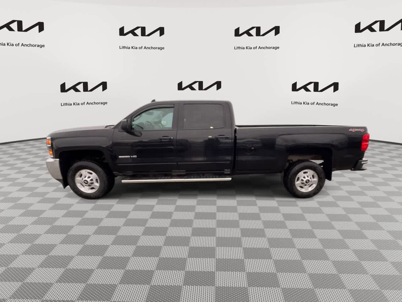 Used 2015 Chevrolet Silverado 2500 LT AWD/4WD image 8
