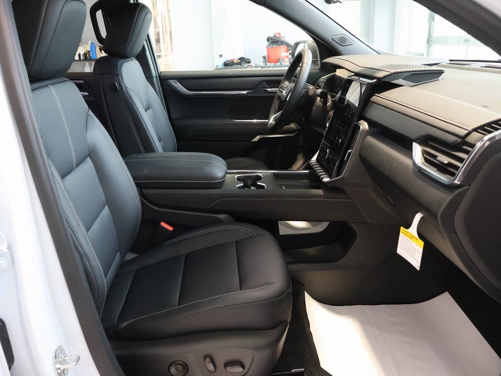 New 2026 GMC Acadia Elevation w/ Black Edition AWD/4WD image 36