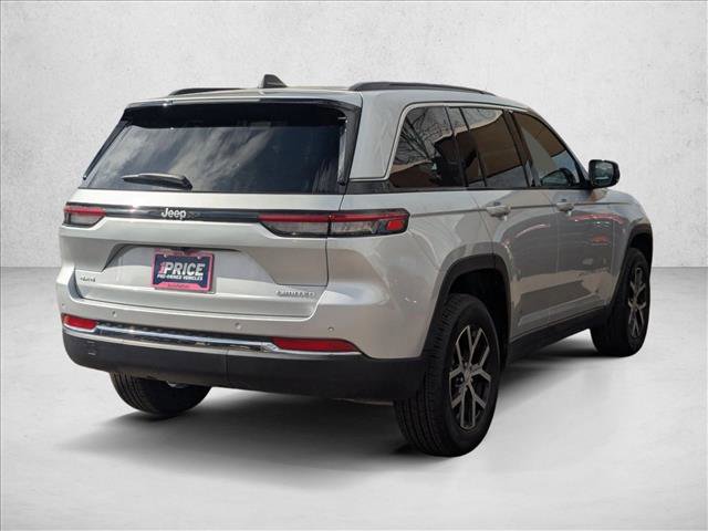 Used 2025 Jeep Grand Cherokee Limited w/ Trailer Tow Package image 5