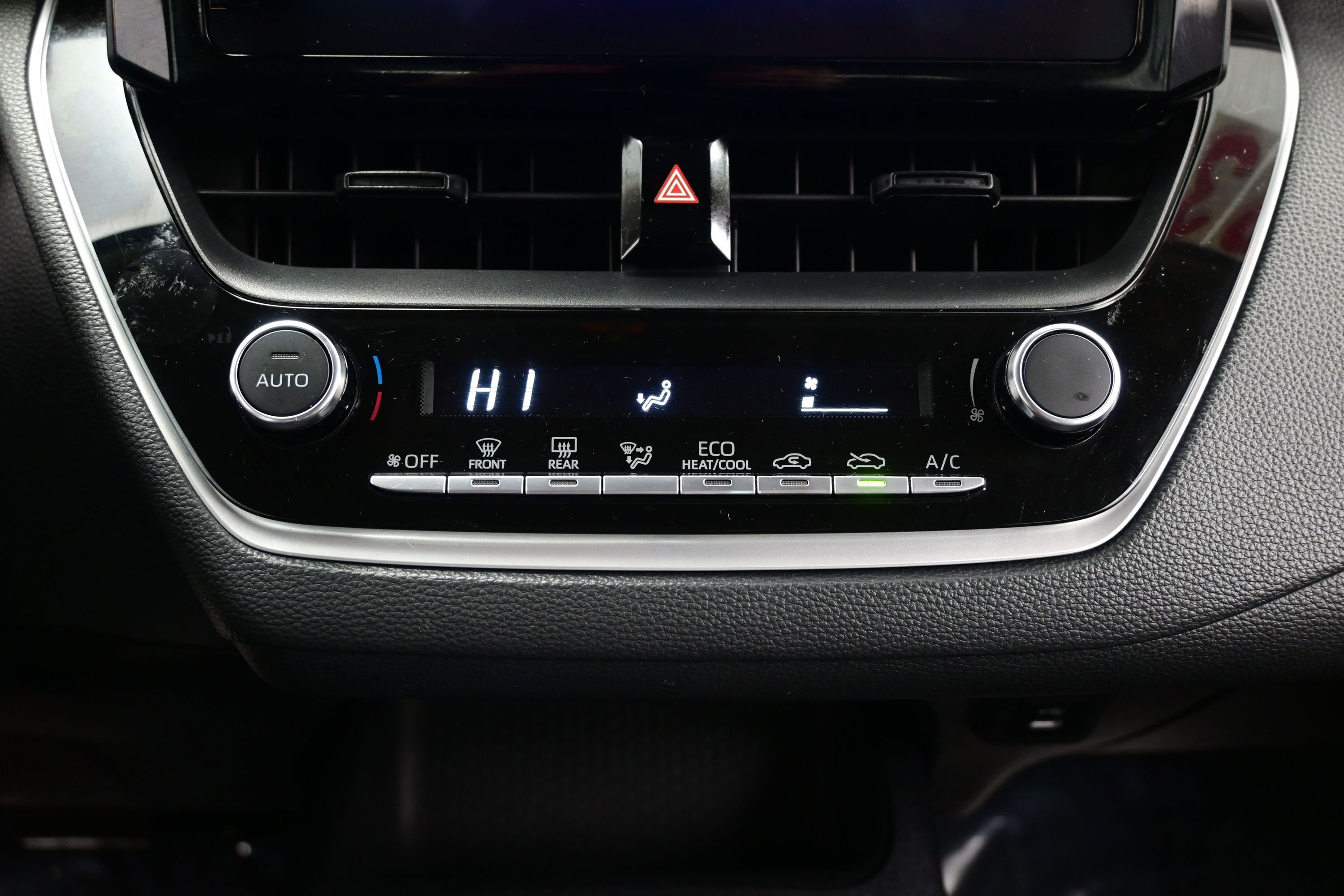 Used 2023 Toyota Corolla LE FWD image 19