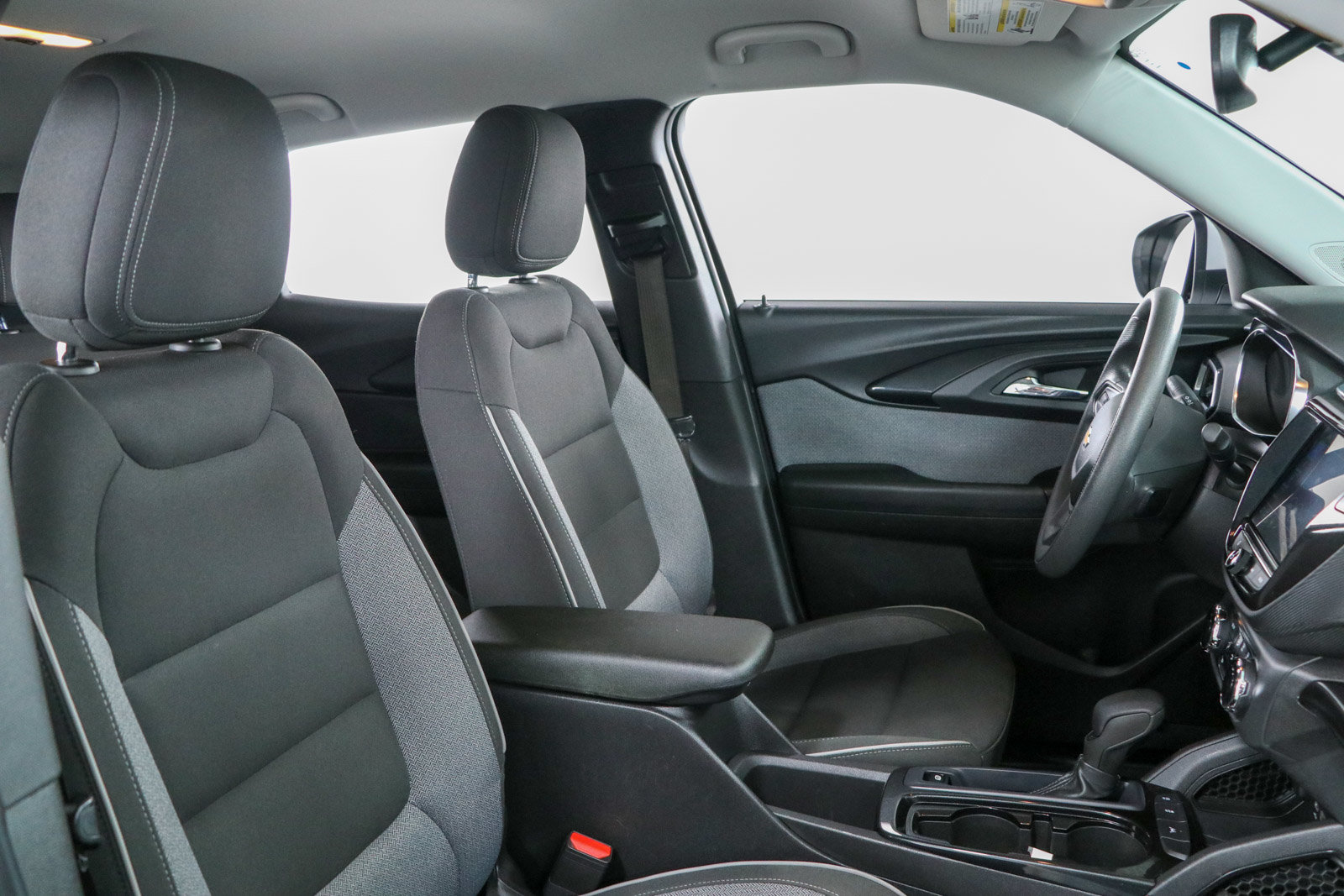 Used 2023 Chevrolet TrailBlazer LT w/ Convenience Package FWD image 26