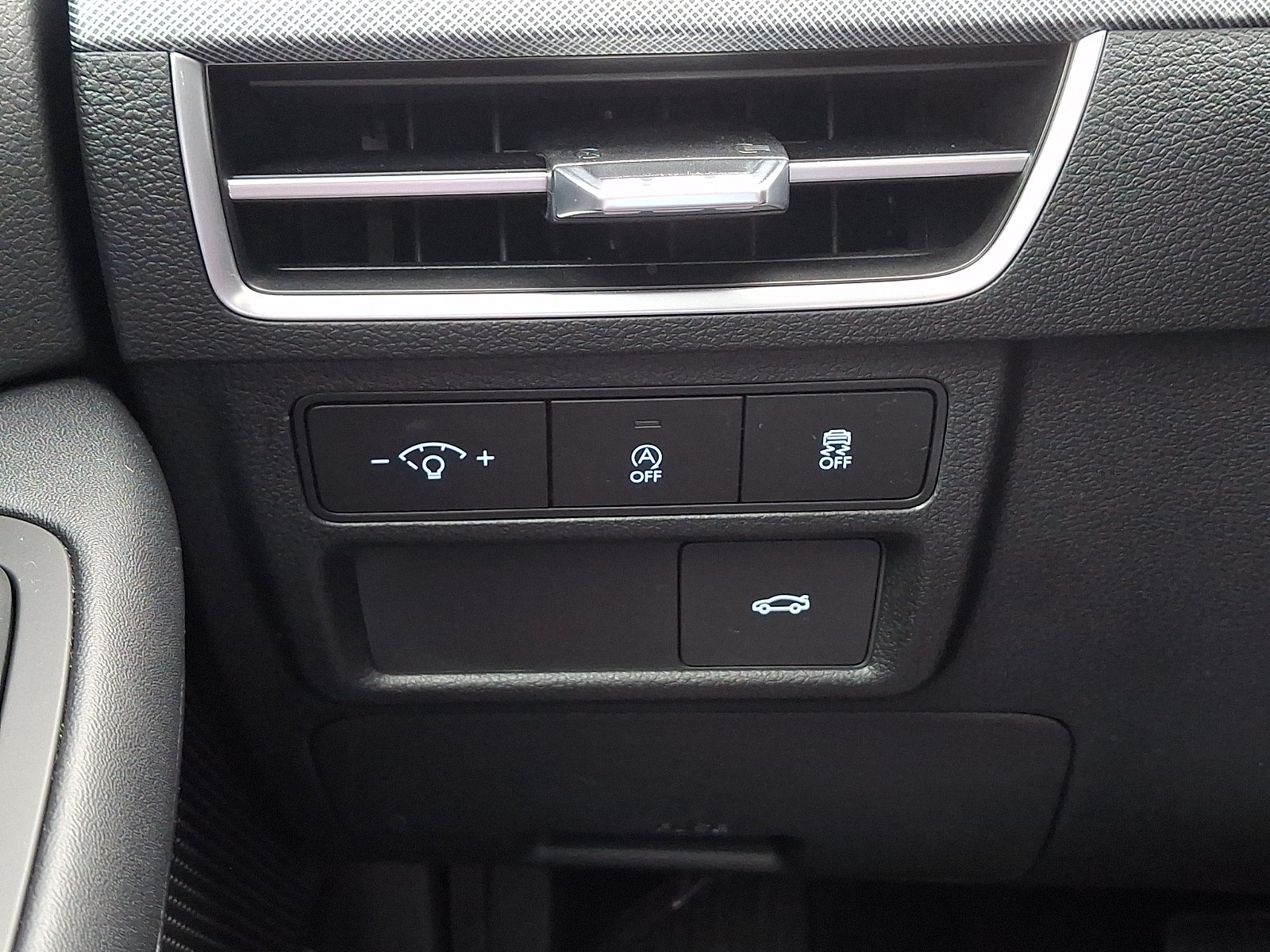 Used 2025 Hyundai Sonata SE FWD image 22
