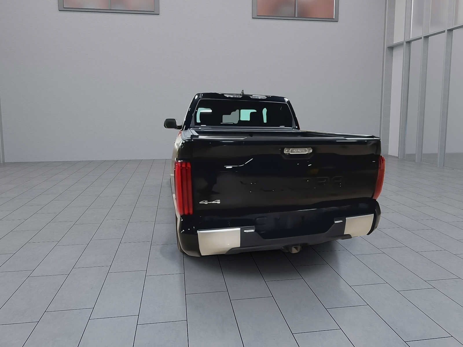 Used 2022 Toyota Tundra Limited w/ Power Package AWD/4WD image 7