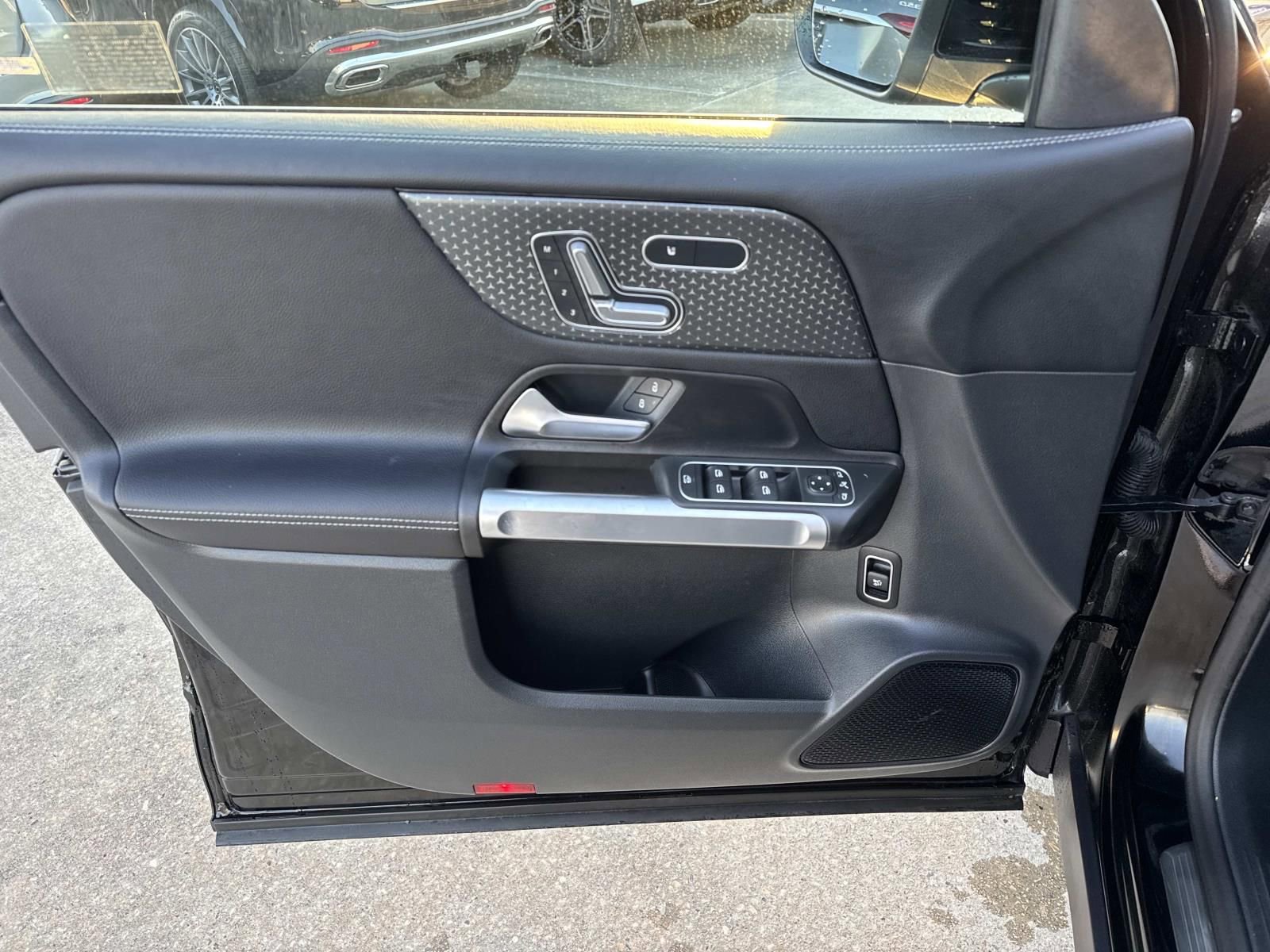 Used 2026 Mercedes-Benz GLB 250 image 19
