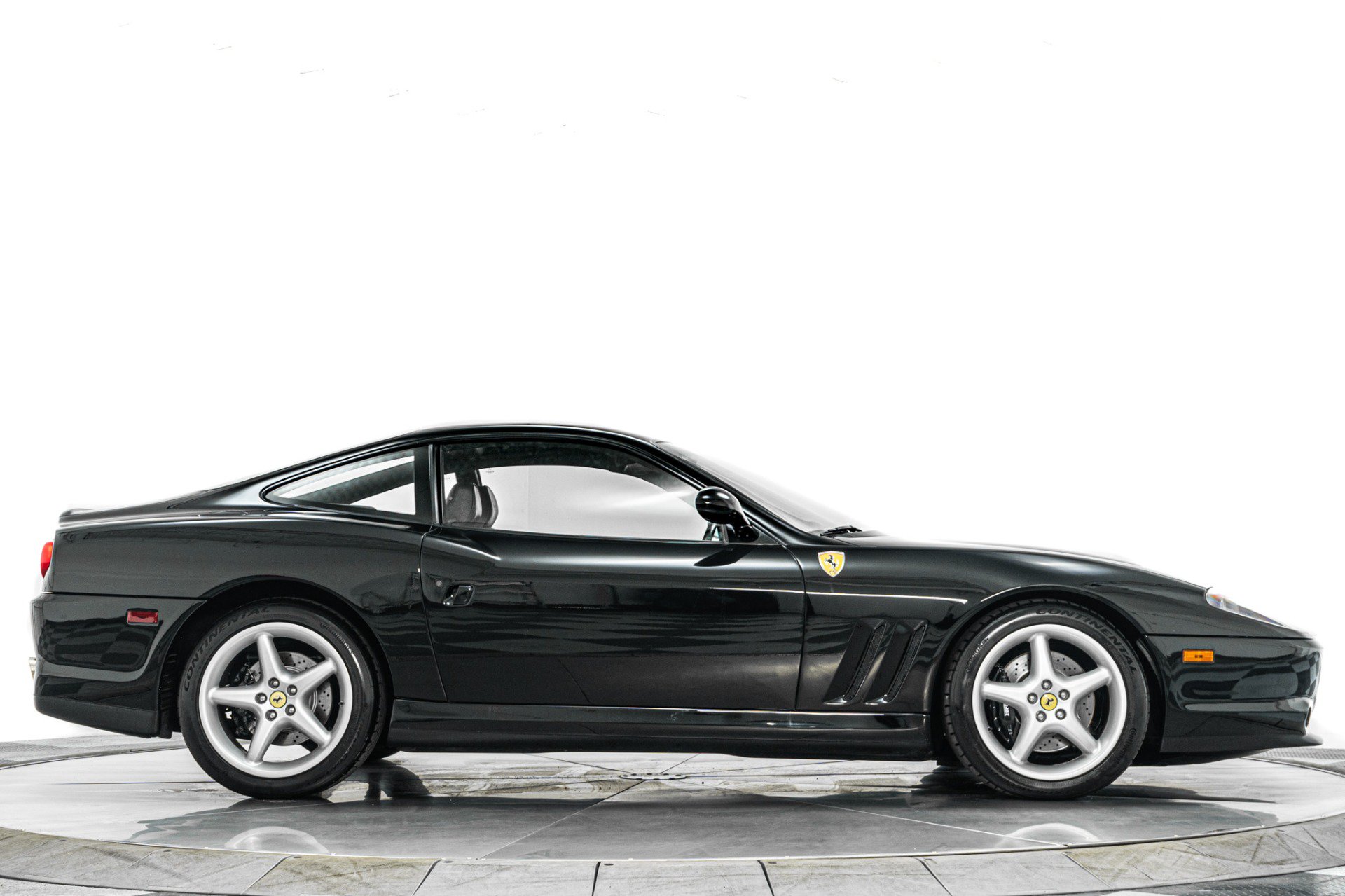 Used 1998 Ferrari 550 Maranello Coupe RWD image 58