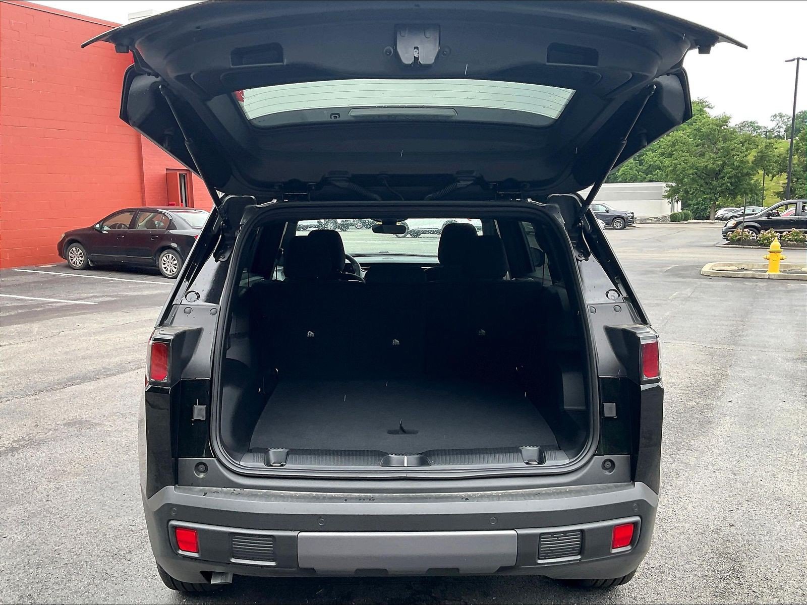 New 2026 Jeep Cherokee Laredo AWD/4WD image 22