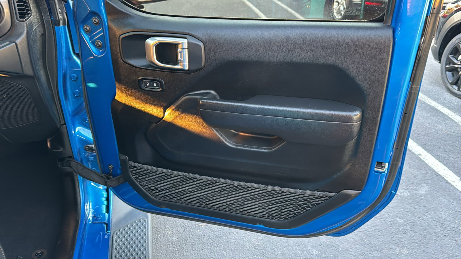 Used 2022 Jeep Gladiator Sport image 25