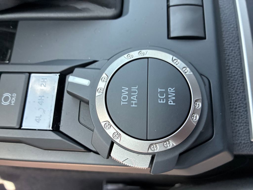 New 2026 Toyota Tacoma SR5 AWD/4WD image 34