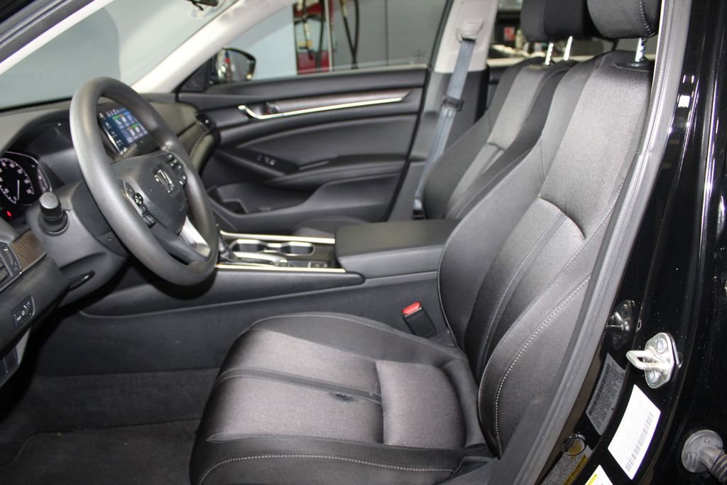 Used 2020 Honda Accord EX image 14