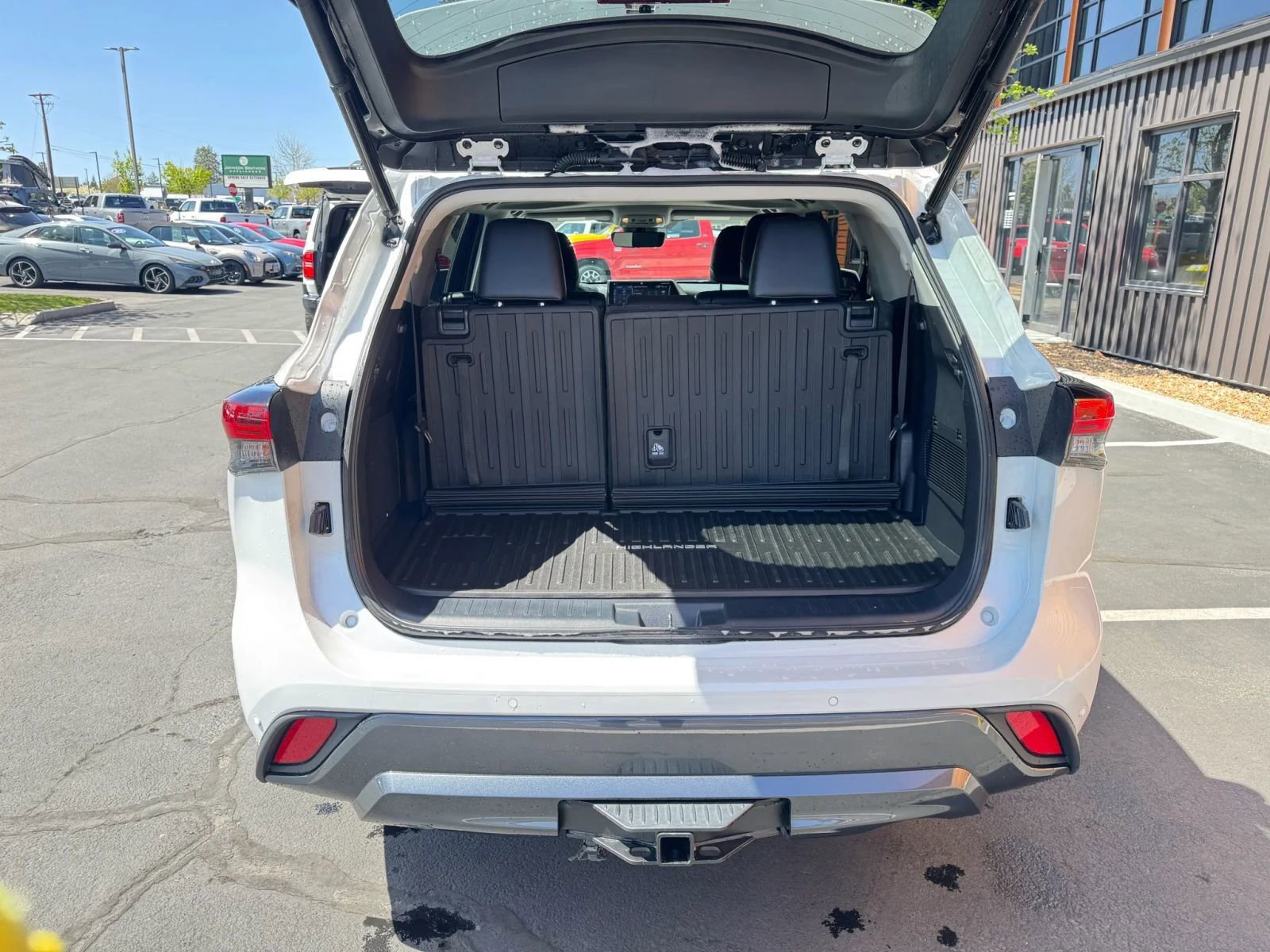 Used 2022 Toyota Highlander Limited AWD/4WD image 26