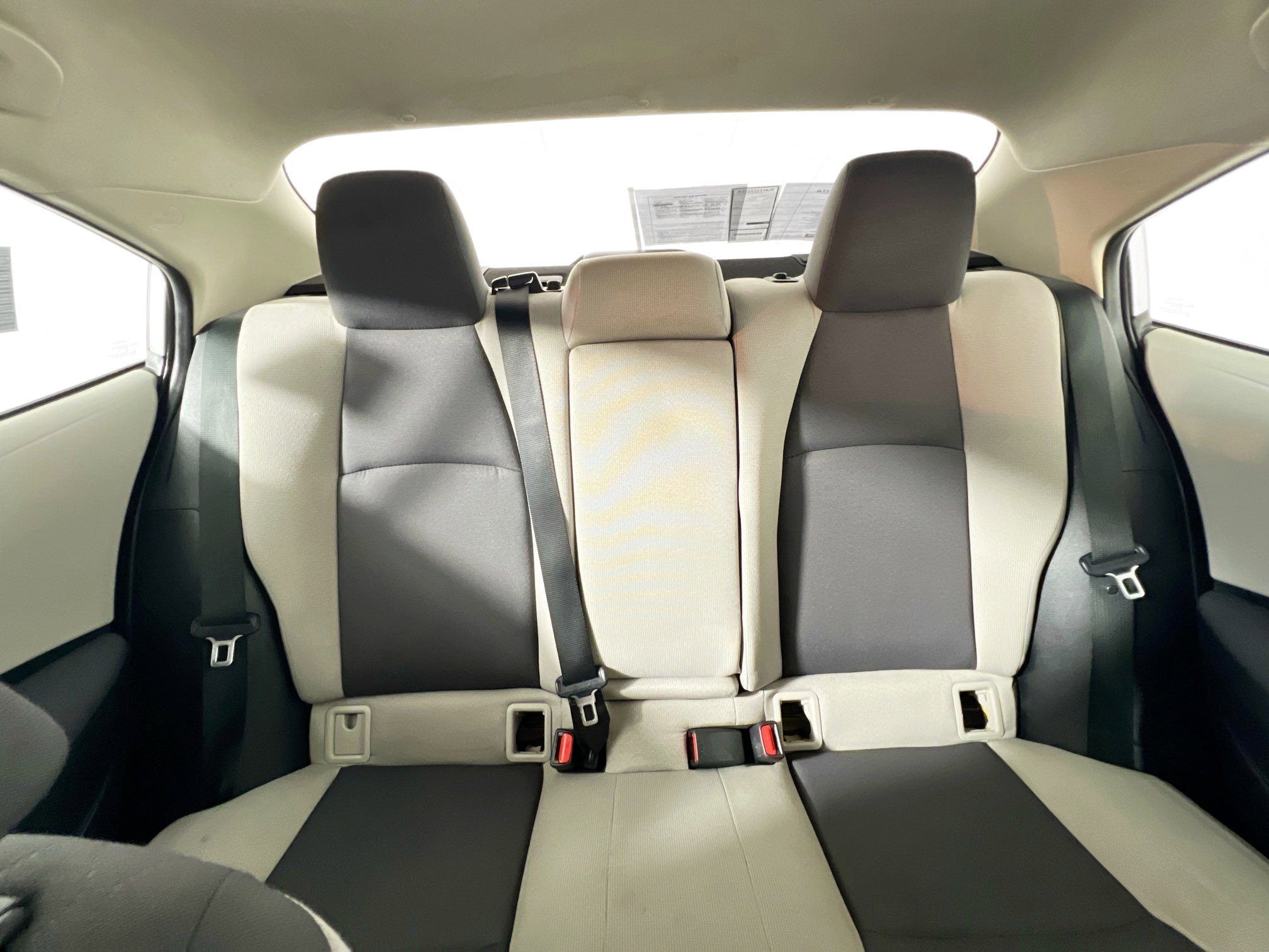 Used 2024 Toyota Corolla LE FWD image 31