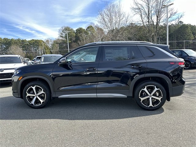 New 2026 Volkswagen Tiguan SE image 2