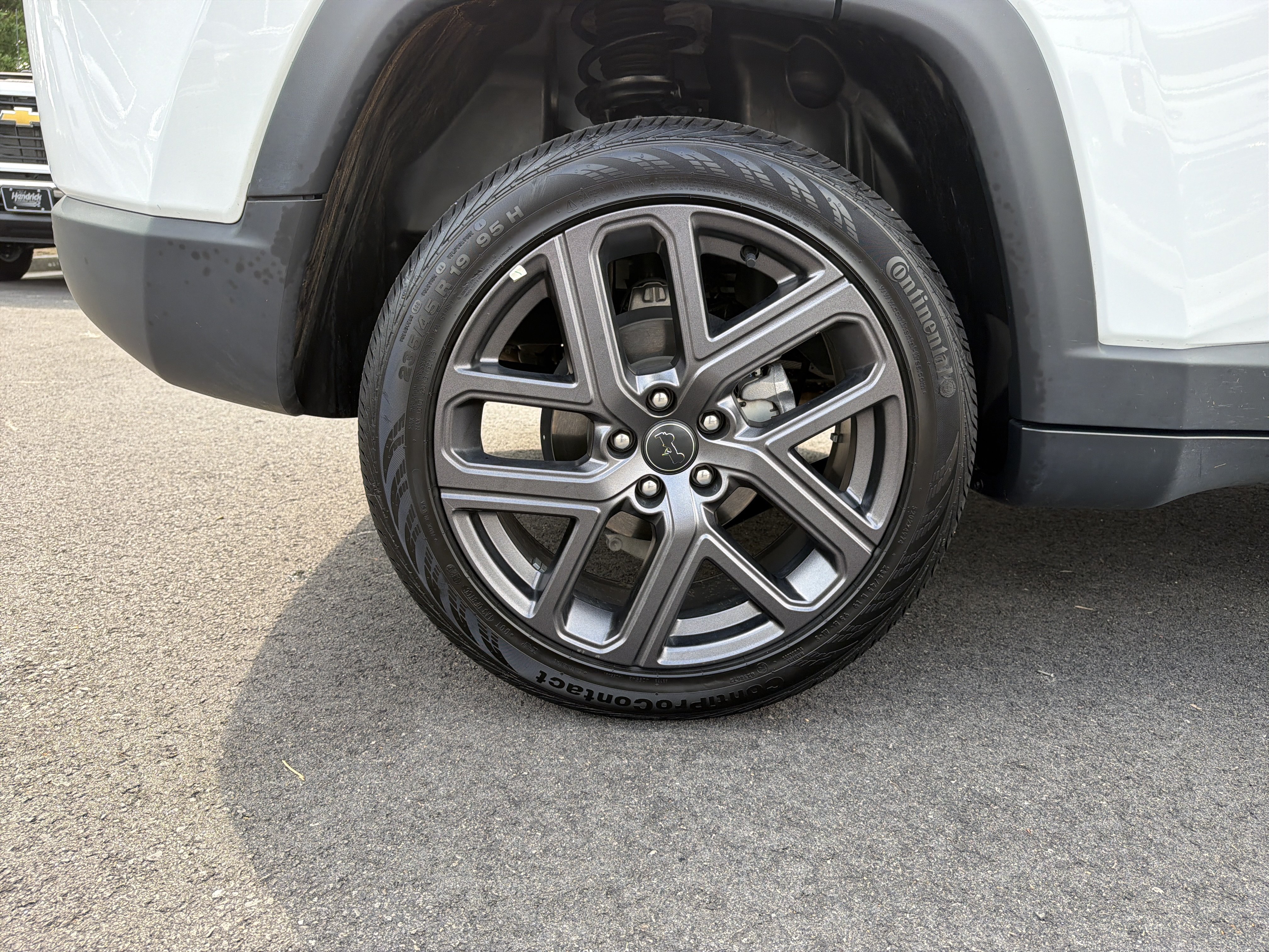 Used 2026 Jeep Compass Limited AWD/4WD image 13