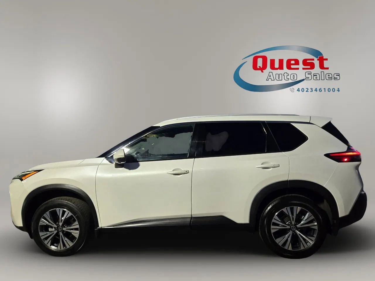 Used 2021 Nissan Rogue SV w/ Premium Package AWD/4WD image 5