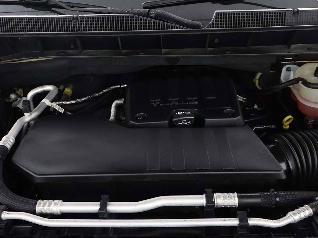 Used 2020 Chevrolet Silverado 1500 LT w/ LT Value Package image 13