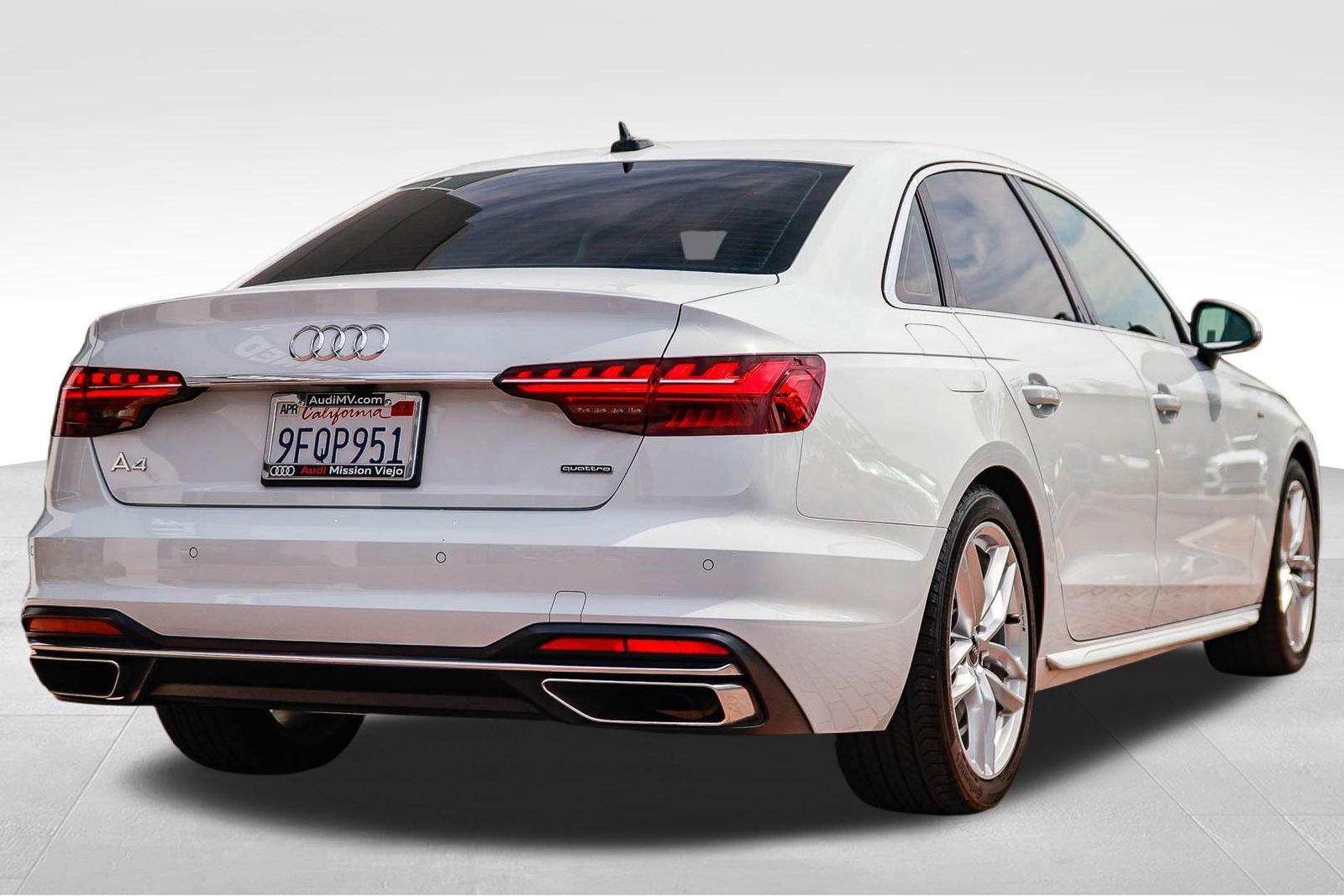 Used 2023 Audi A4 2.0T Premium Plus w/ Premium Plus Package AWD/4WD image 7