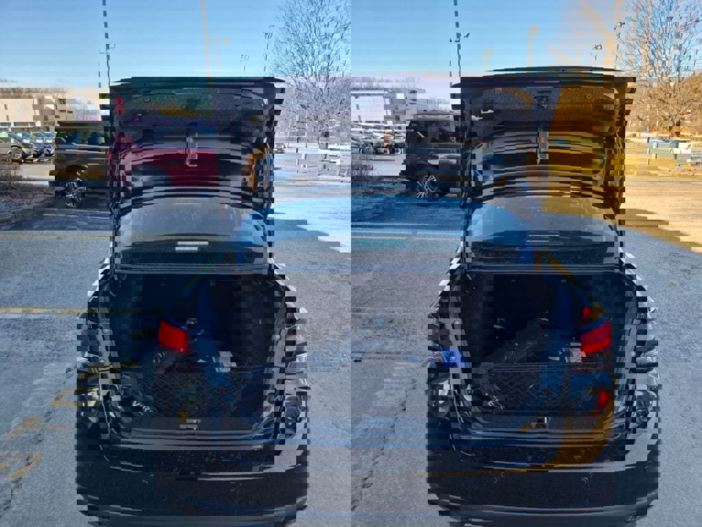 New 2025 Nissan Versa SV w/ Trunk Package image 5