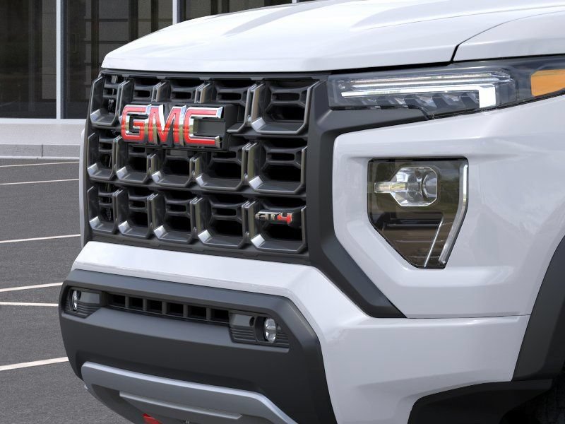 New 2026 GMC Canyon AT4 w/ AT4 Premium Package AWD/4WD image 15