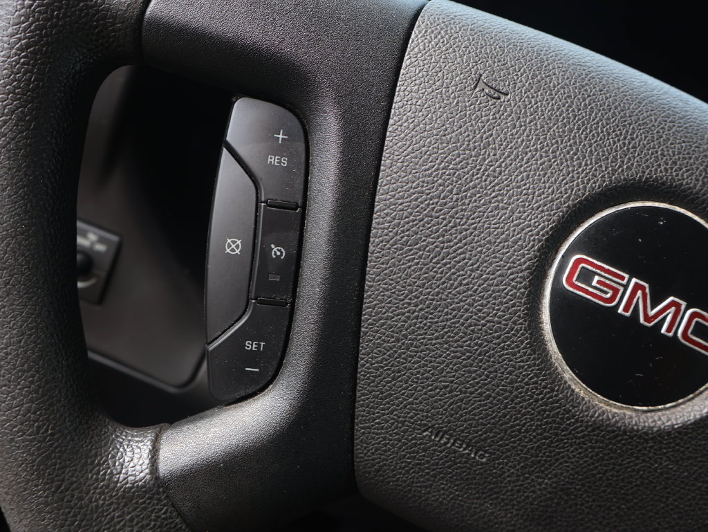 Used 2021 GMC Savana 3500 Extended w/ Power Convenience Package RWD image 17