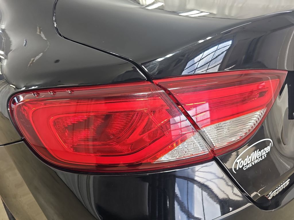 Used 2015 Chrysler 200 S w/ Navigation & Sound Group I image 38