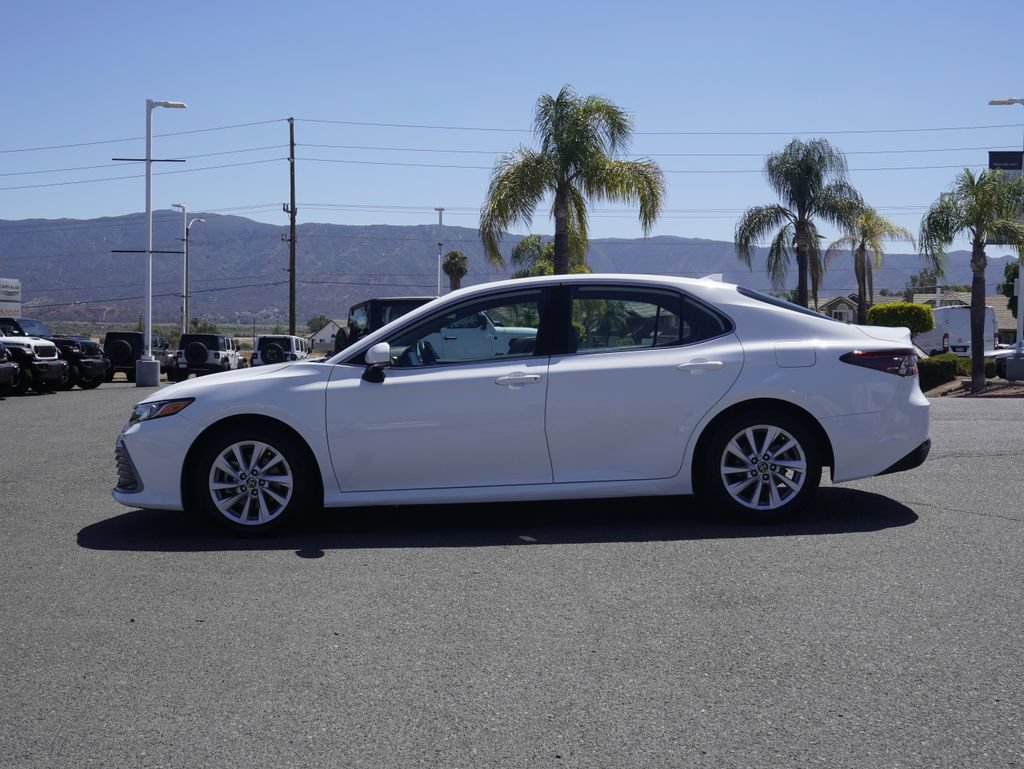 Used 2023 Toyota Camry LE w/ Convenience Package FWD image 7