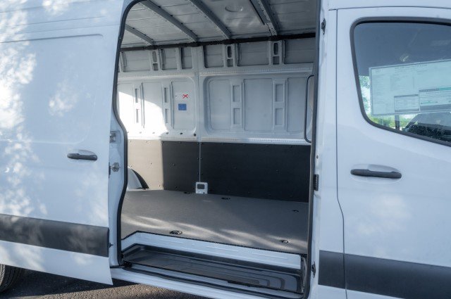 New 2025 Mercedes-Benz Sprinter 2500 image 11