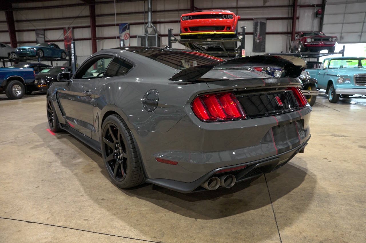 Used 2018 Ford Mustang Shelby GT350R w/ GT350R Equipment Group 920A RWD image 6