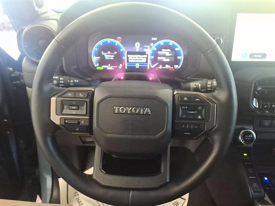 Used 2025 Toyota Land Cruiser w/ Premium Package AWD/4WD image 29