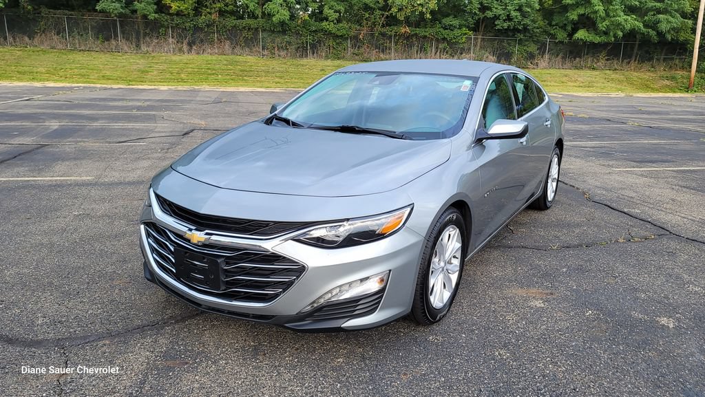 Used 2025 Chevrolet Malibu LT FWD image 5