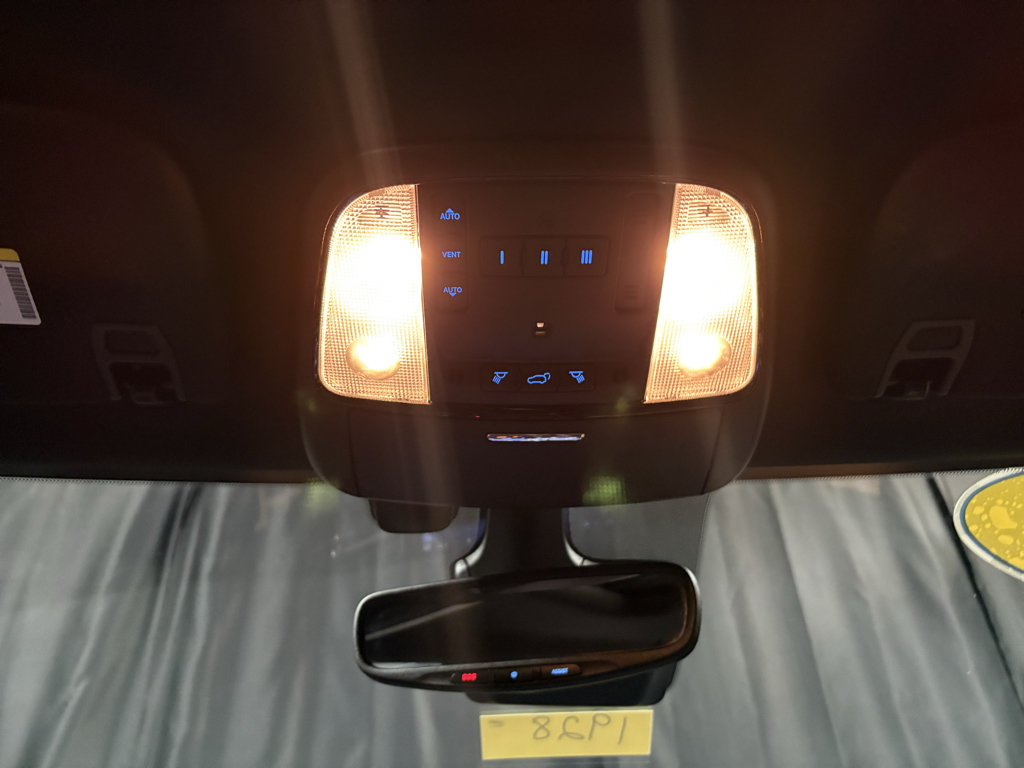 Used 2024 Dodge Durango GT RWD image 15