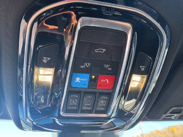Used 2021 Jeep Grand Cherokee L Overland AWD/4WD image 25