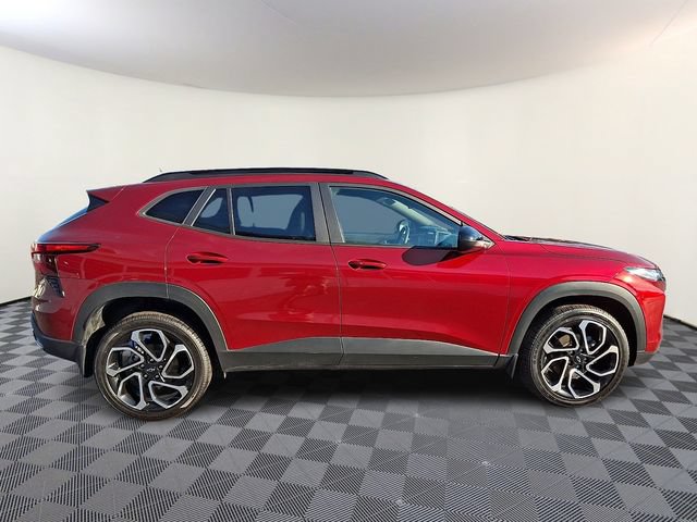 Certified 2024 Chevrolet Trax RS w/ Sunroof Package FWD image 7