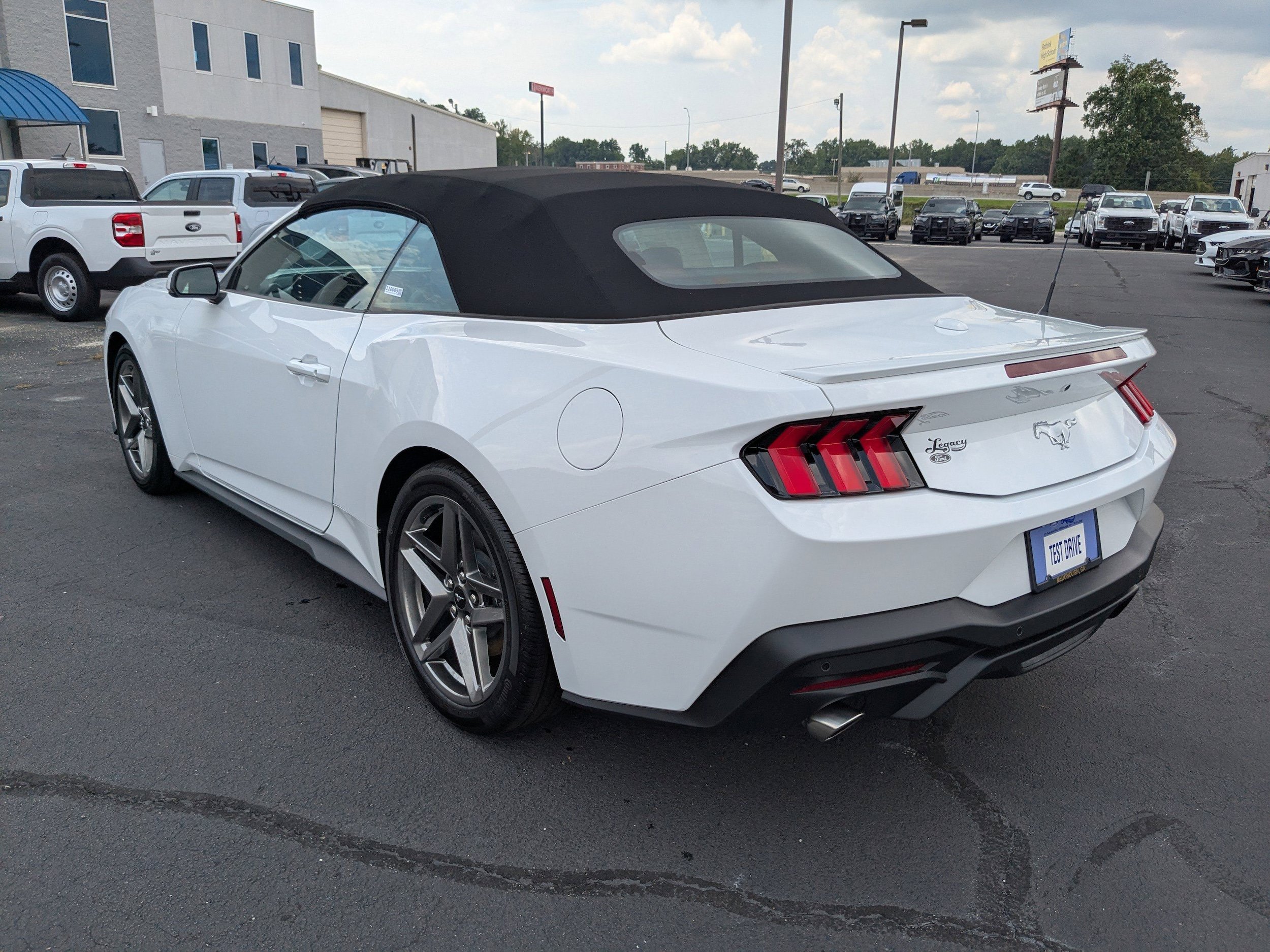 New 2025 Ford Mustang Premium image 6