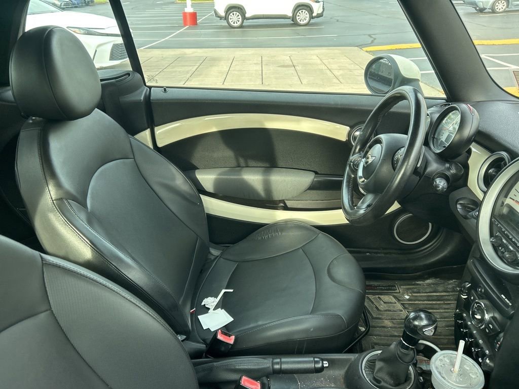 Used 2011 MINI Cooper S image 4