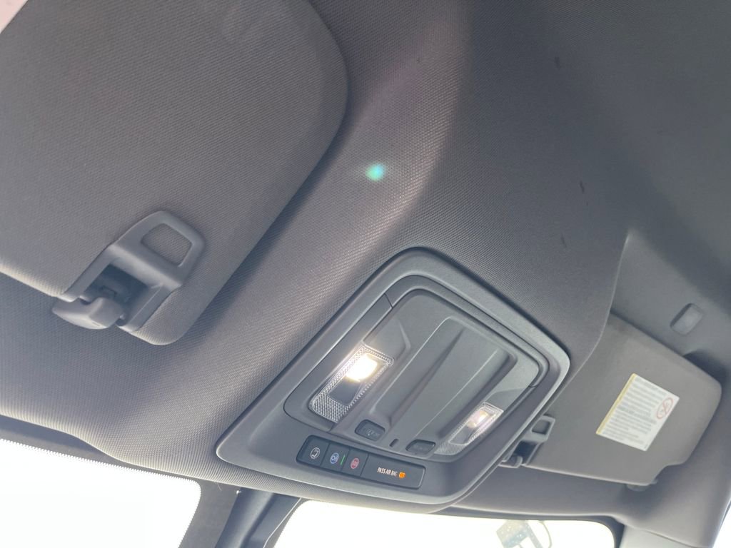 Used 2020 Chevrolet Silverado 2500 Custom w/ Custom Value Package image 17