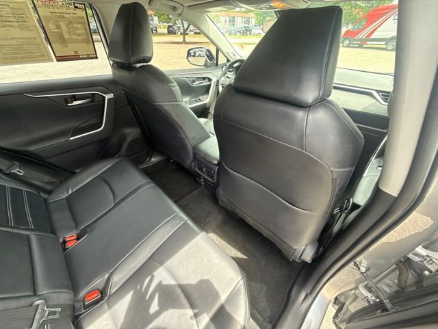 Used 2020 Toyota RAV4 Limited FWD image 20