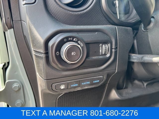Used 2024 Jeep Wrangler Unlimited Rubicon 4xe w/ Capability Package AWD/4WD image 26