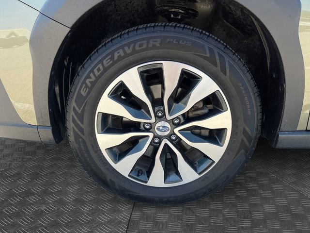 Certified 2025 Subaru Outback Touring XT AWD/4WD image 14