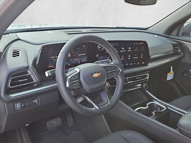 New 2026 Chevrolet Traverse LT image 3