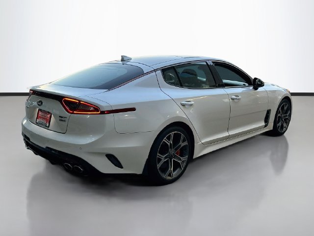 Used 2018 Kia Stinger GT2 AWD/4WD image 5