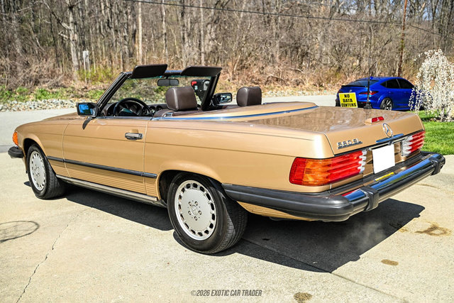 Used 1988 Mercedes-Benz 560 SL image 6