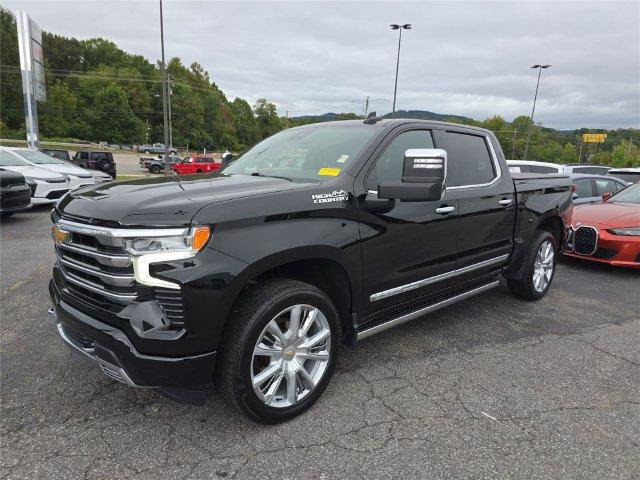 Used 2026 Chevrolet Silverado 1500 High Country w/ High Country Premium Package AWD/4WD image 7