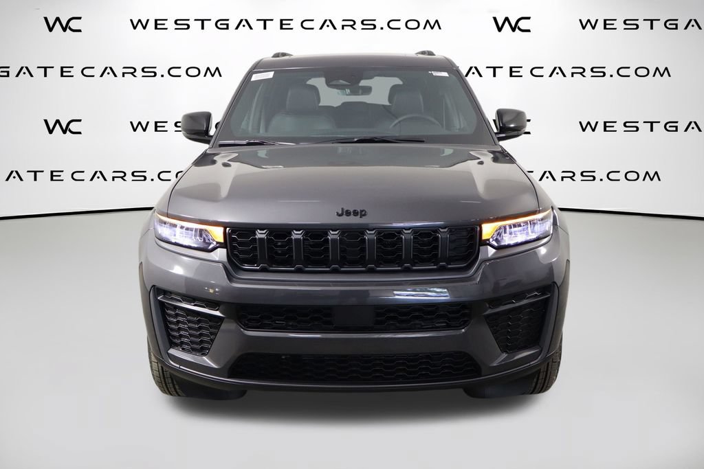 New 2026 Jeep Grand Cherokee Altitude AWD/4WD image 2