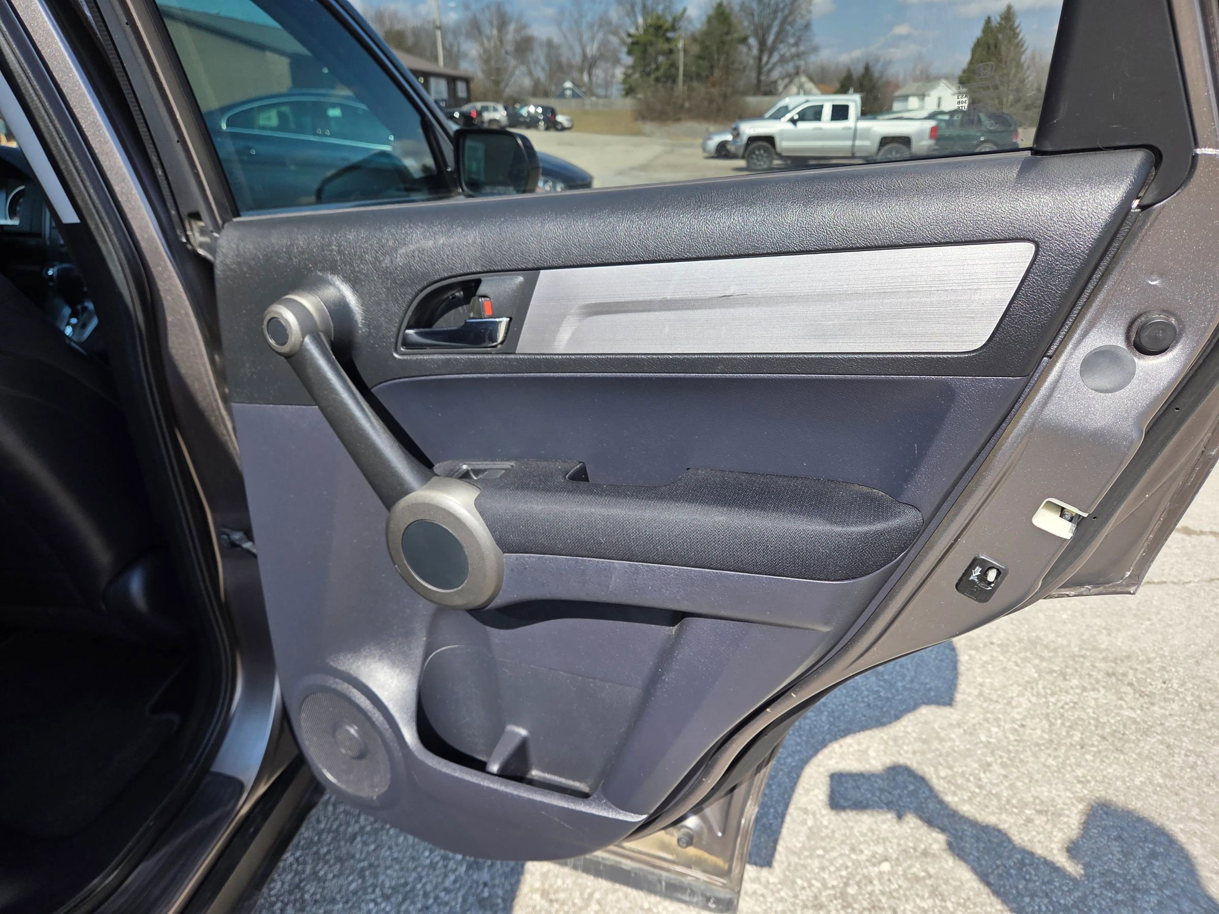 Used 2010 Honda CR-V EX image 24