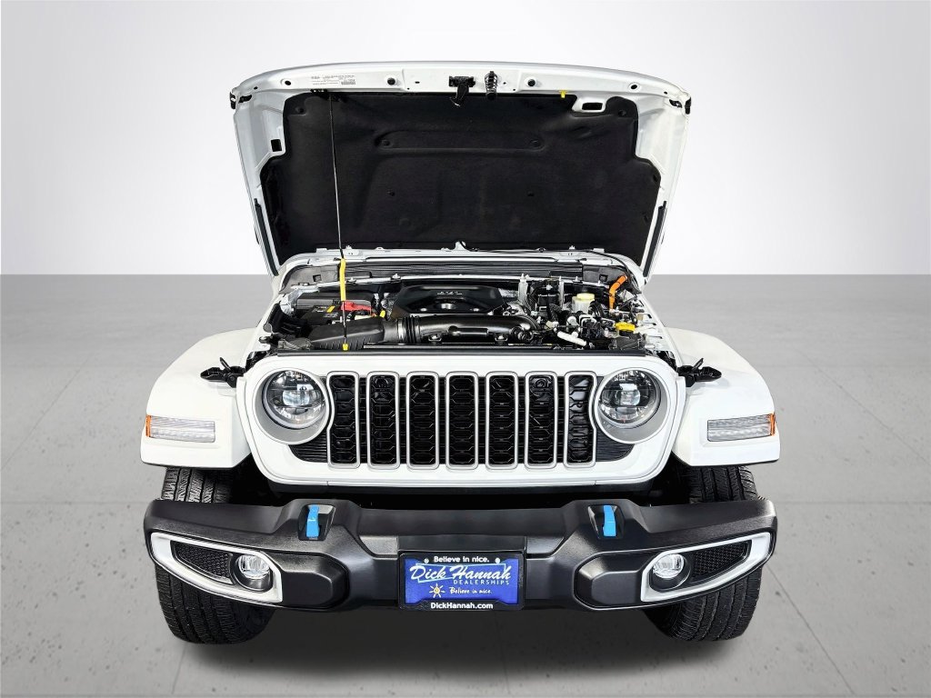 Used 2024 Jeep Wrangler Unlimited Sahara w/ Safety Group AWD/4WD image 21