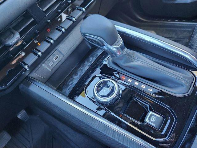 New 2025 GMC Canyon Elevation w/ Convenience Package AWD/4WD image 8