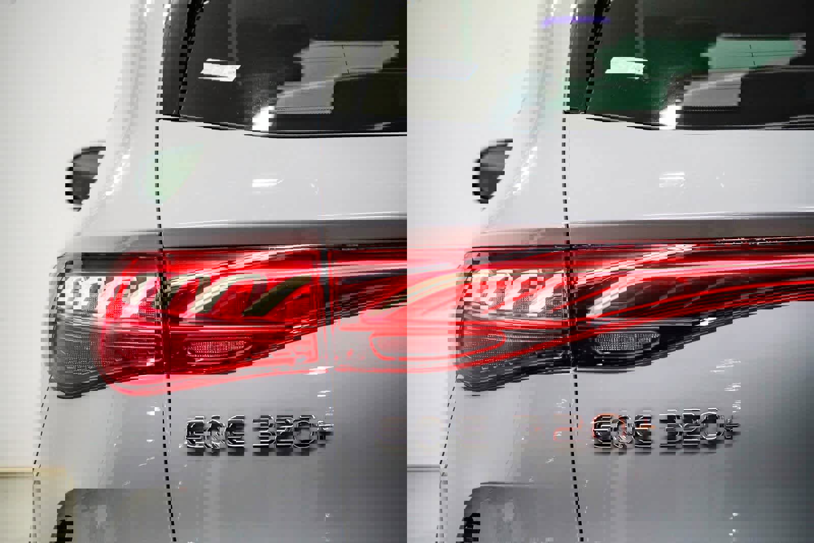 Used 2026 Mercedes-Benz EQE 320+ SUV image 9