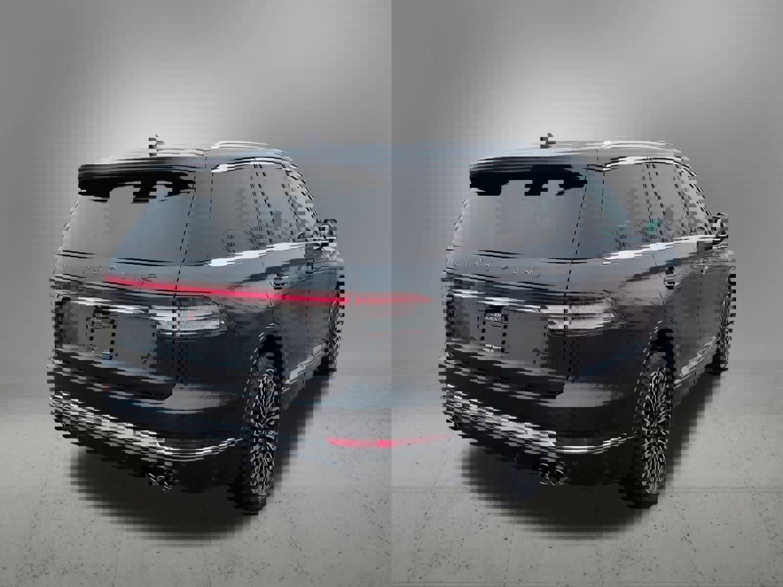 Used 2022 Lincoln Aviator Black Label w/ Dynamic Handling Package image 6