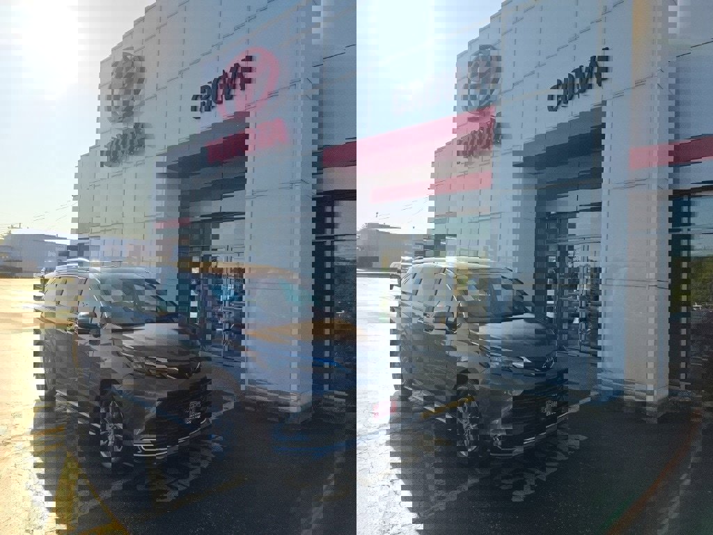 Certified 2024 Toyota Sienna XLE
